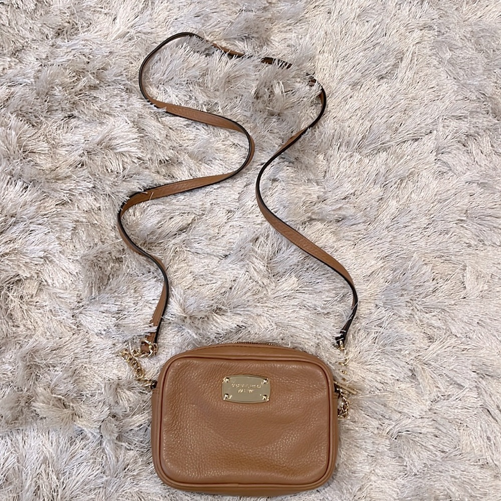 Tan Michael Kors Purse - Crossbody